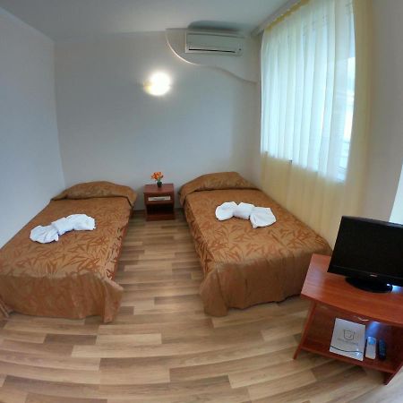 Hotel Incognito Pomorie Exterior photo
