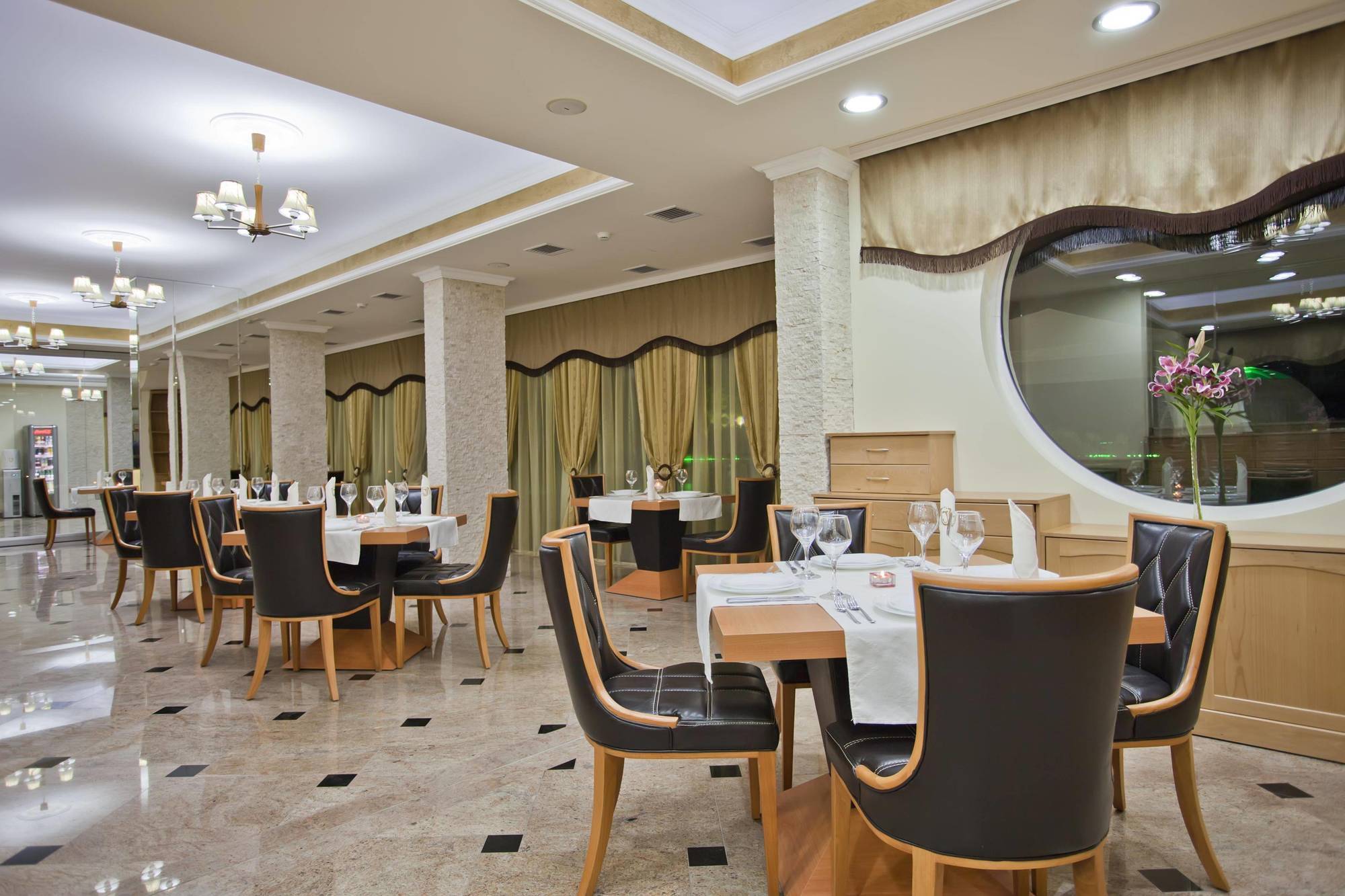 Hotel Incognito Pomorie Exterior photo
