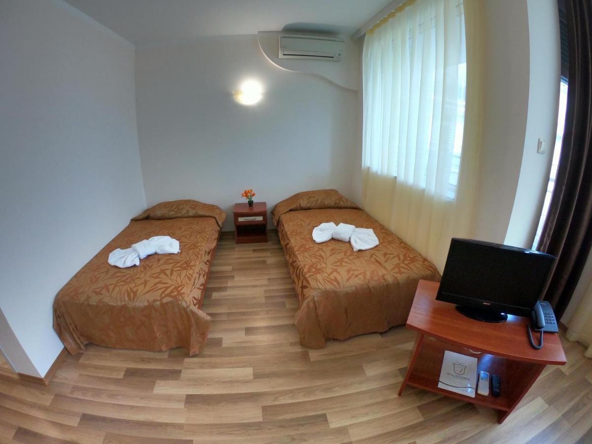 Hotel Incognito Pomorie Exterior photo